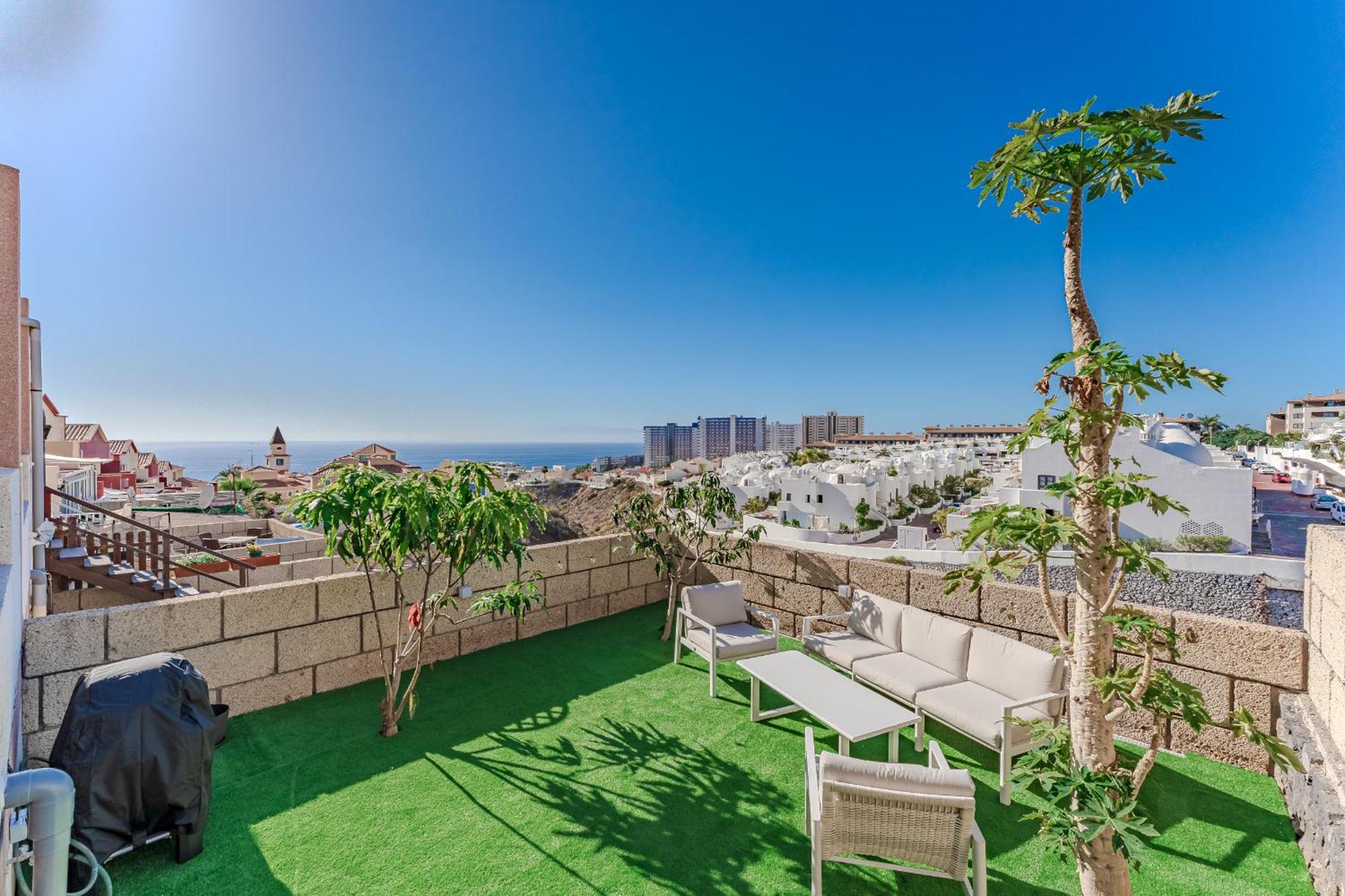 Exclusive New Townhouse In Playa Paraiso Costa Adeje (Tenerife)