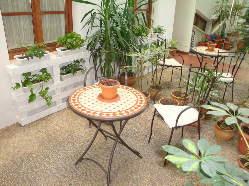 Puerta Carmona Guest house 2*
