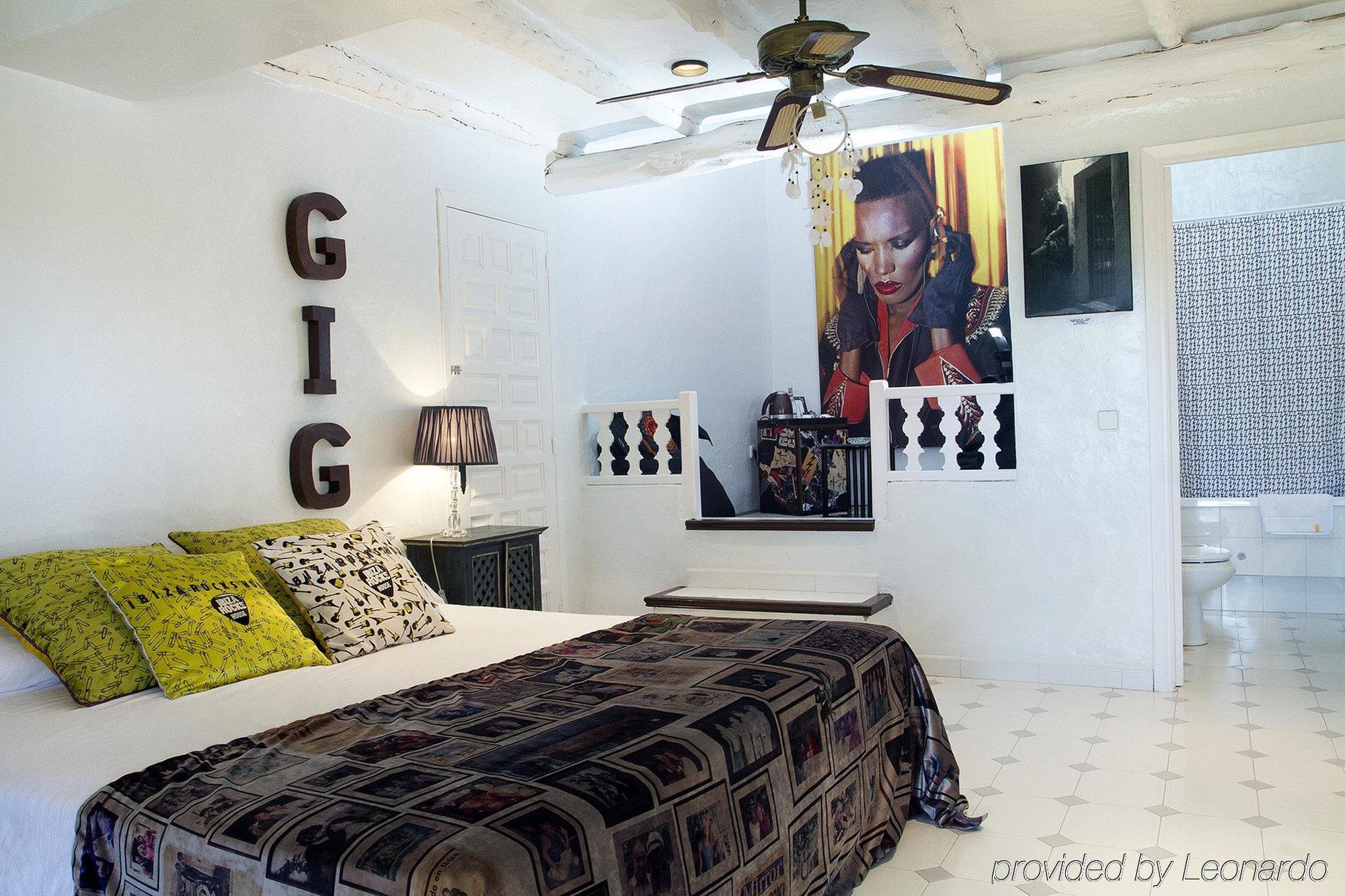Hotel Pikes Ibiza (adults Only) 4*