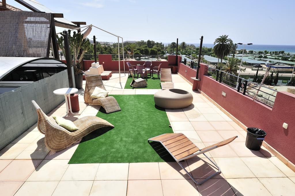 Atrium 3*