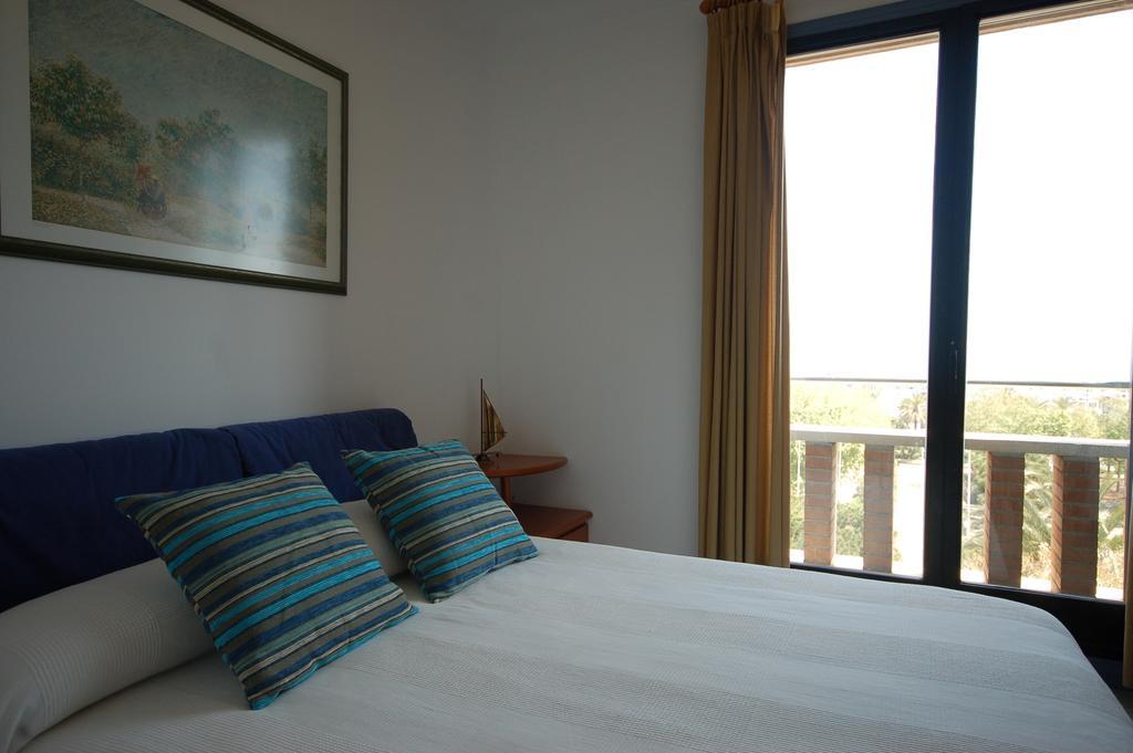 Lets Holidays Sea Views In Apartment