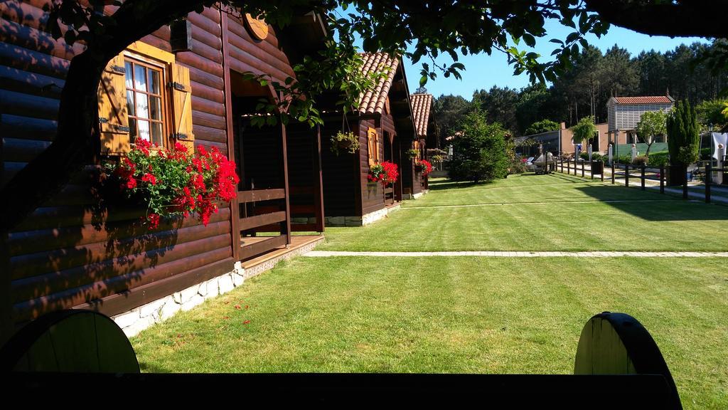 De Country house *