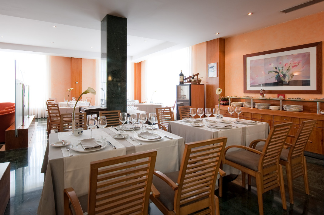 Hotel Crisol Vía Castellana 4*