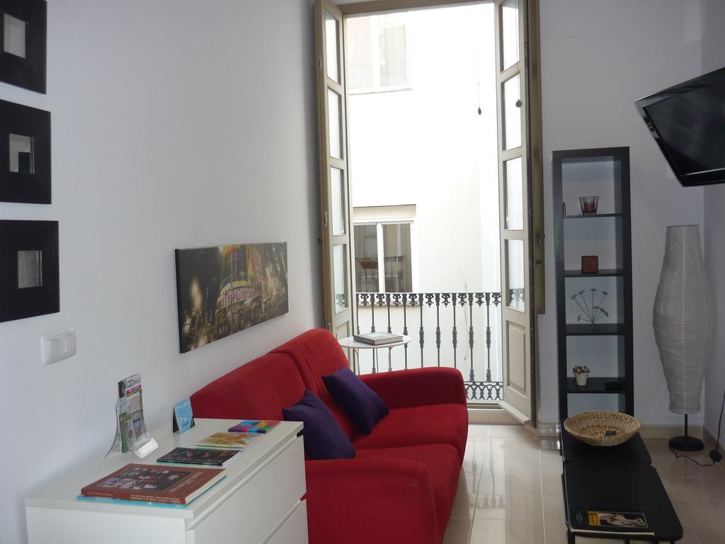 Malama Turisticos Apartment Malaga