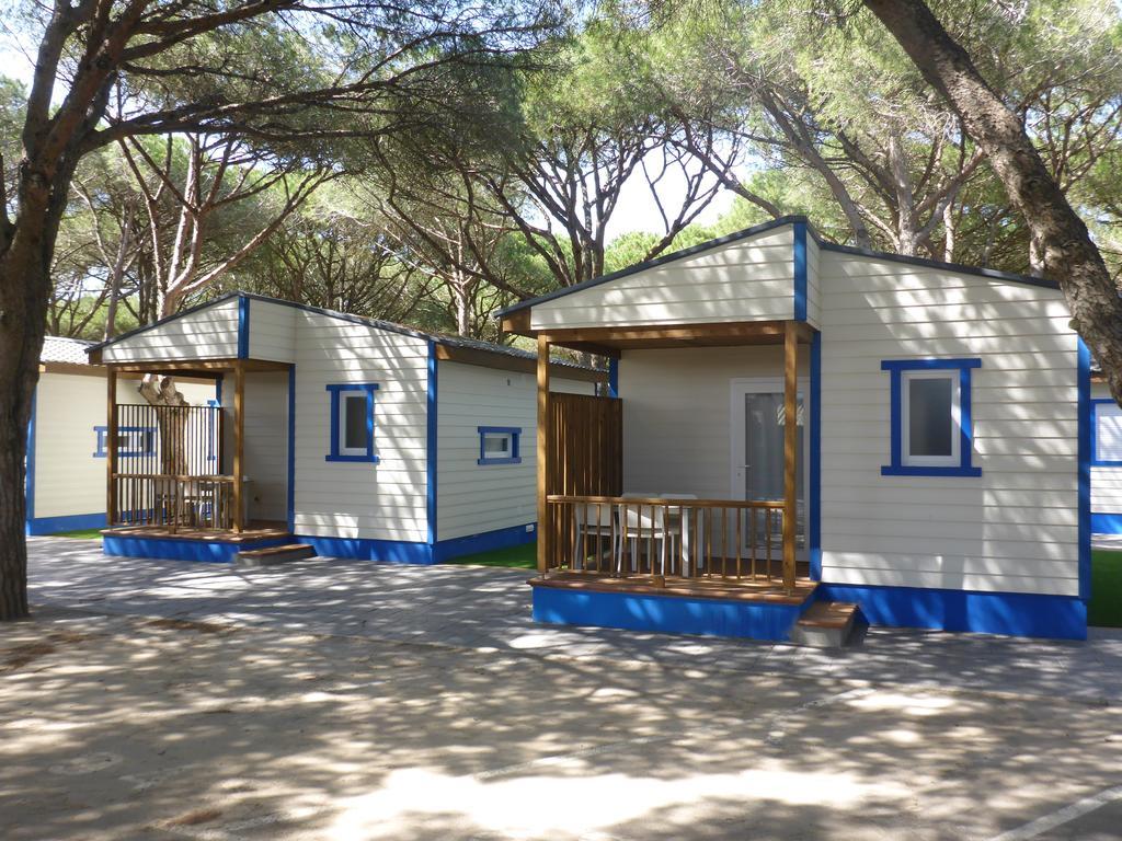 Bungalows Camping Canos De Meca 3*