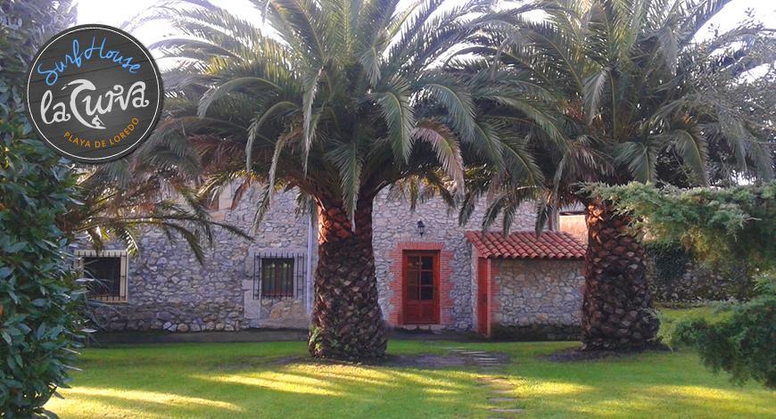 La Curva Surfhouse Bed & Breakfast Loredo