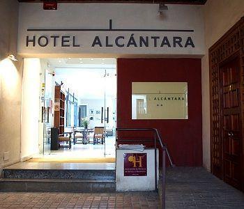 Hotel Alcántara