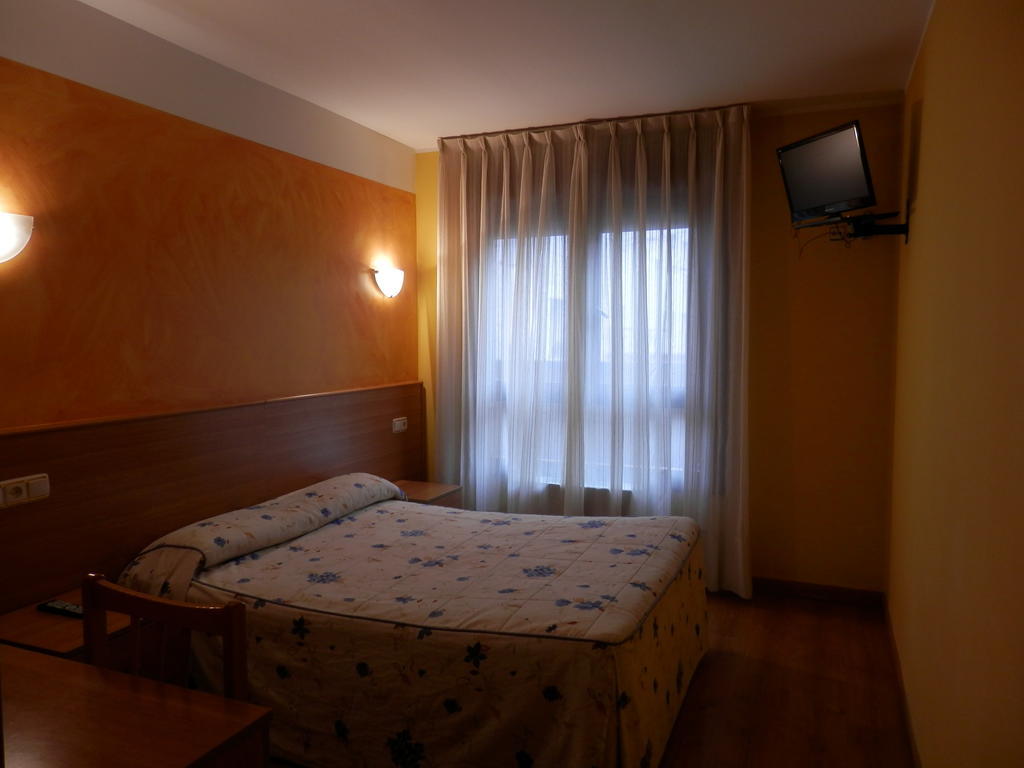 Hotel Dona Maria Gijon