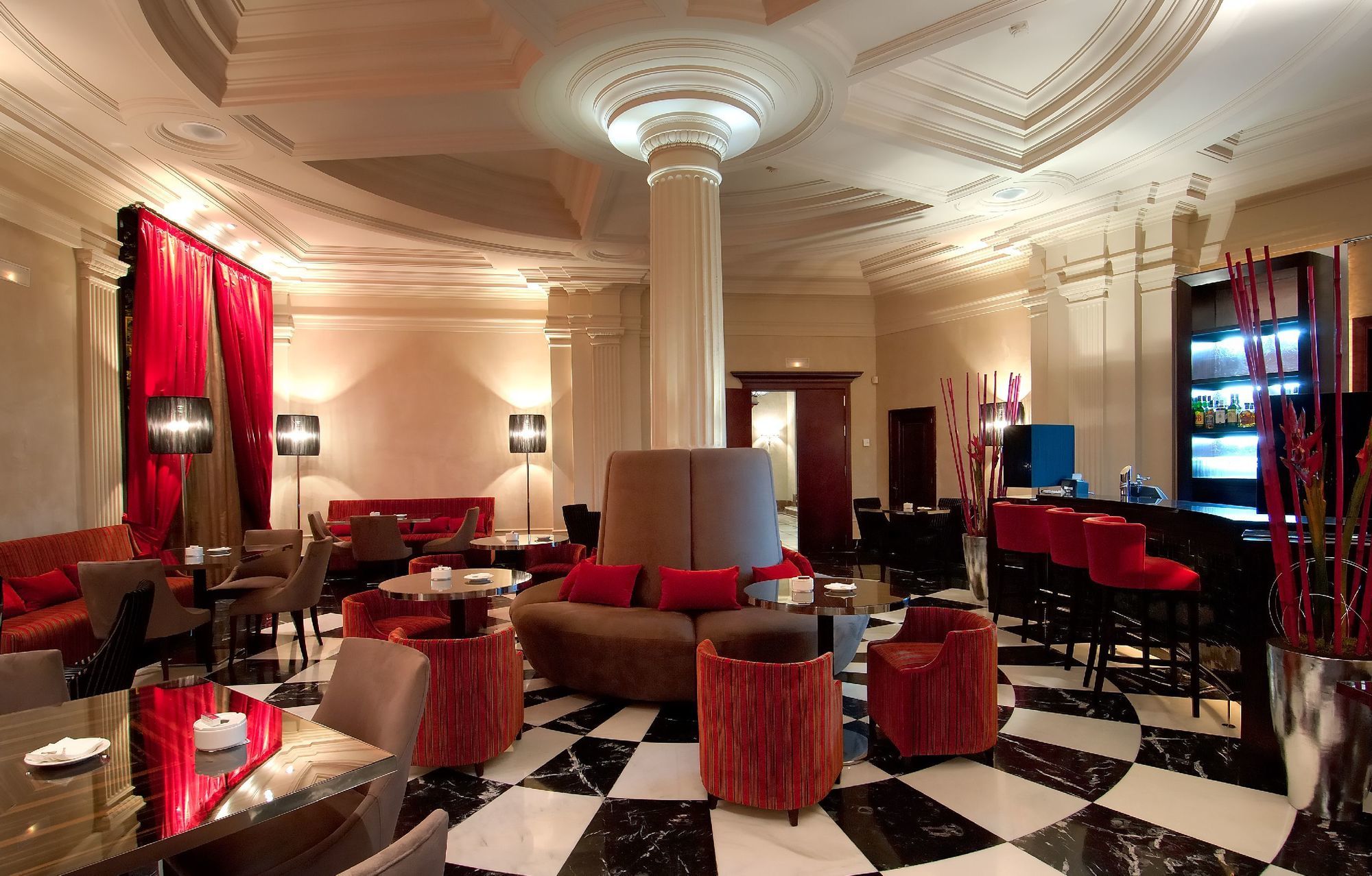 Hotel Center 4*