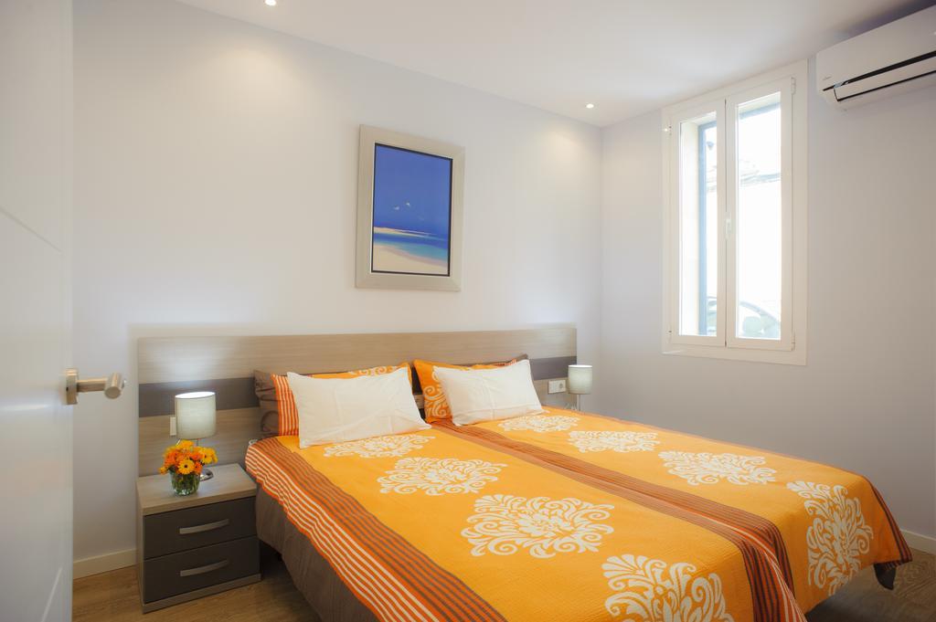 Porto Colom Select