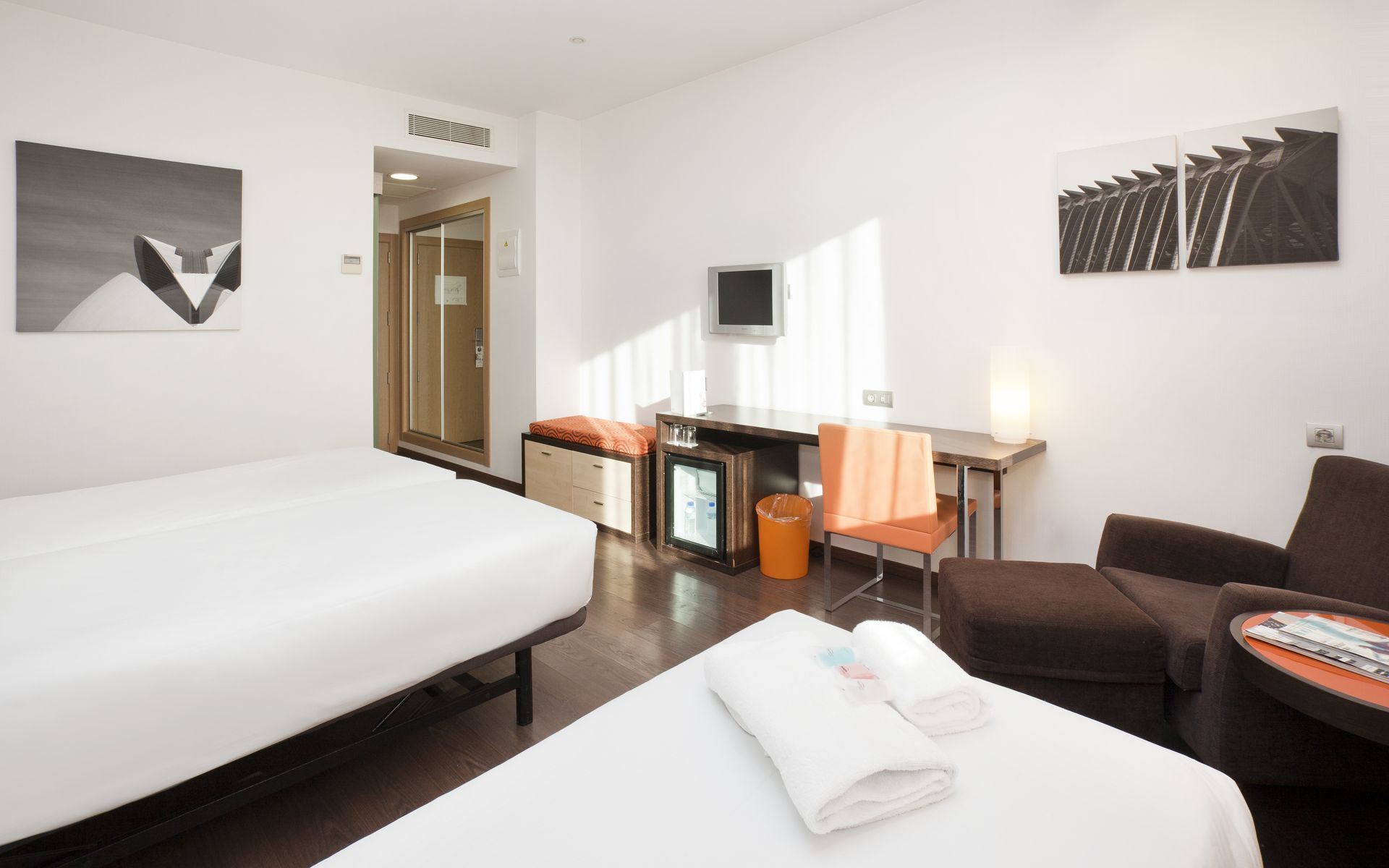 Hotel Ilunion Aqua 4