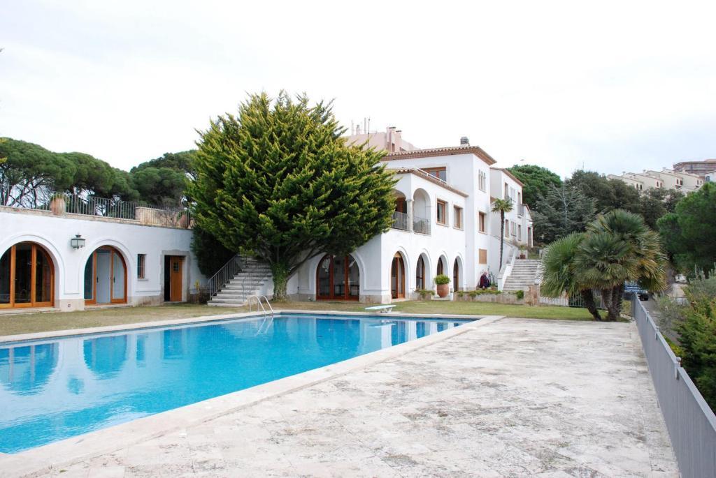 Villa Maricel *