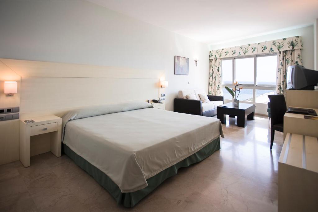 Hotel Senator 4*