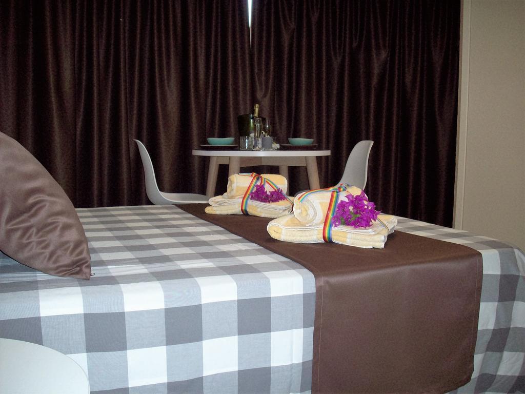 Pasion Tropical - Gay Only (adults Only)