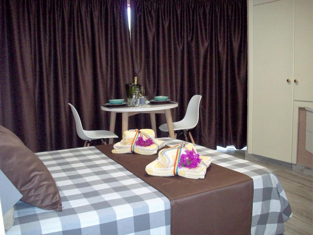 Hotel Pasion Tropical - Gay Only (adults Only) 3*