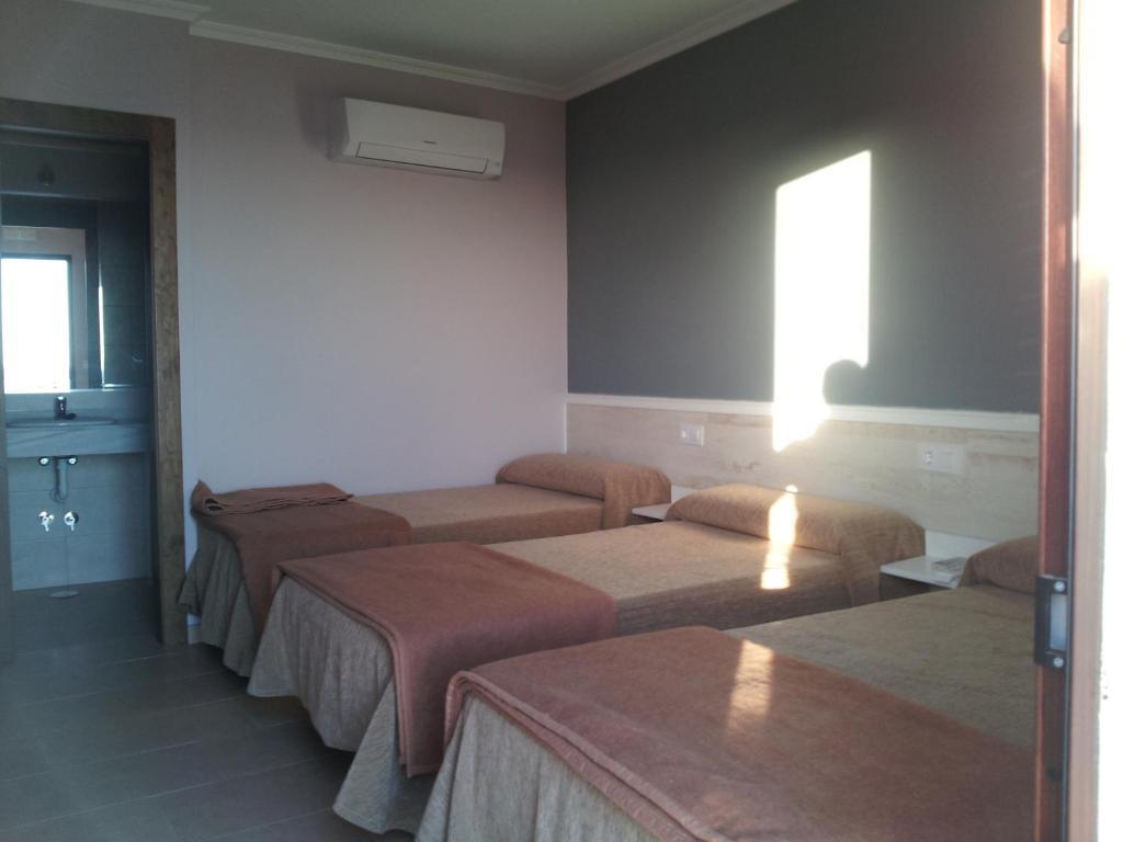Hostal Tarik Guest house