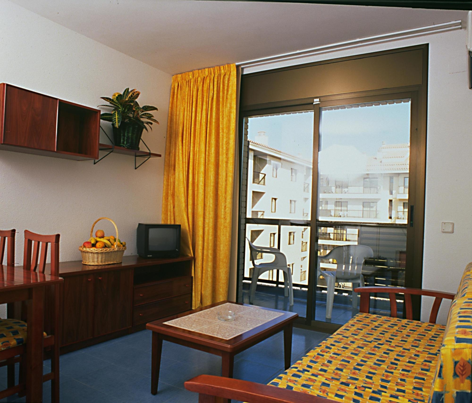 Olimar Ii Apartahotel