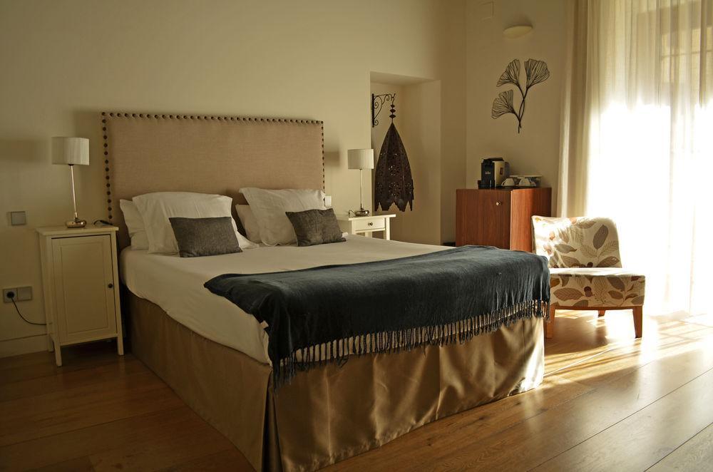 Shine Albayzin Hotel 3*