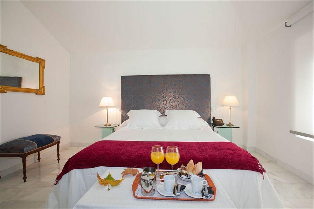 La Marquesa Hotel 3*