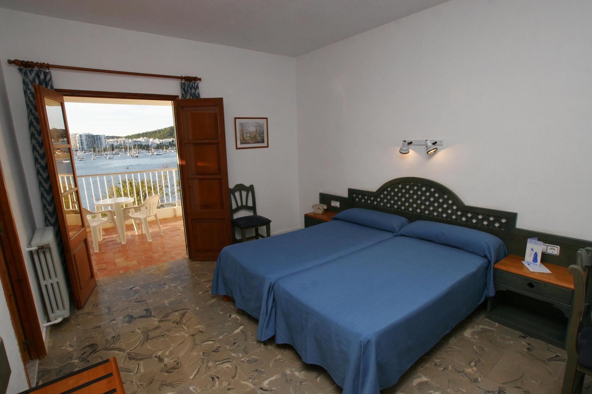 Arenal Hotel 3*
