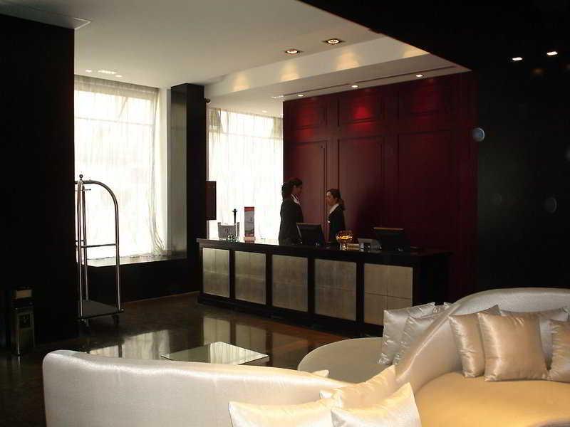 Vincci Palace Hotel 4*