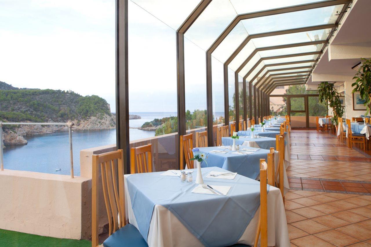 Cala San Miguel Ibiza, Curio Collection By Hilton, Adults Only 5* Port de Sant Miguel