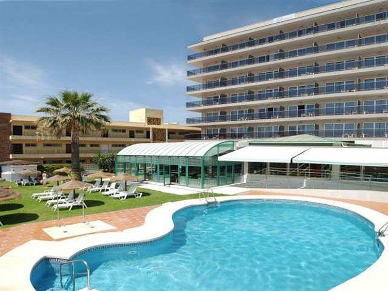 Isabel Hotel 4*