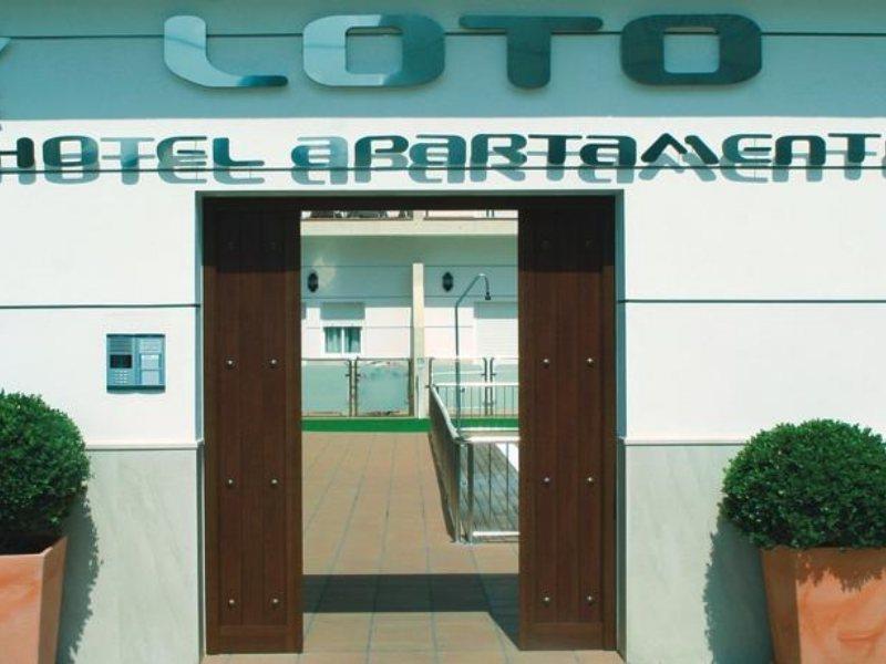 Loto Conil Aparthotel 3*