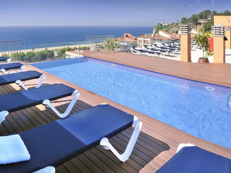 Checkin Catalonia Hotel 3*