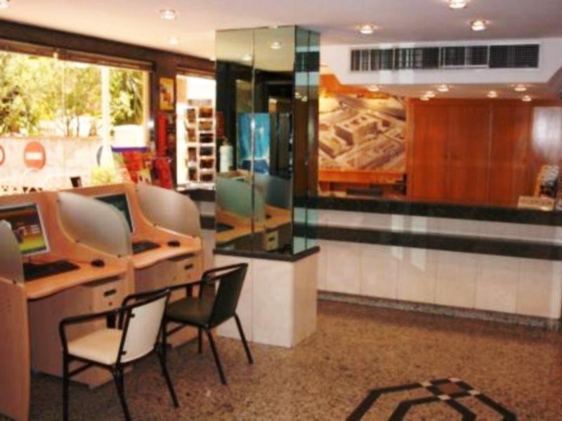 Hotel Luna Arabial 3*