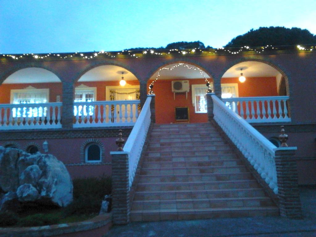Chambres Chez L'habitant Alhaurin Bed & Breakfast