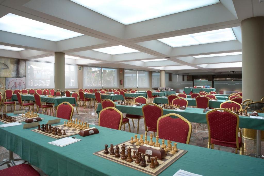 Indalo Park Hotel 4*