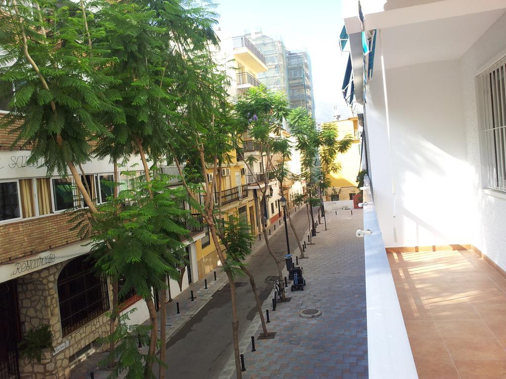 Frontbeach In Los Boliches Apartamento