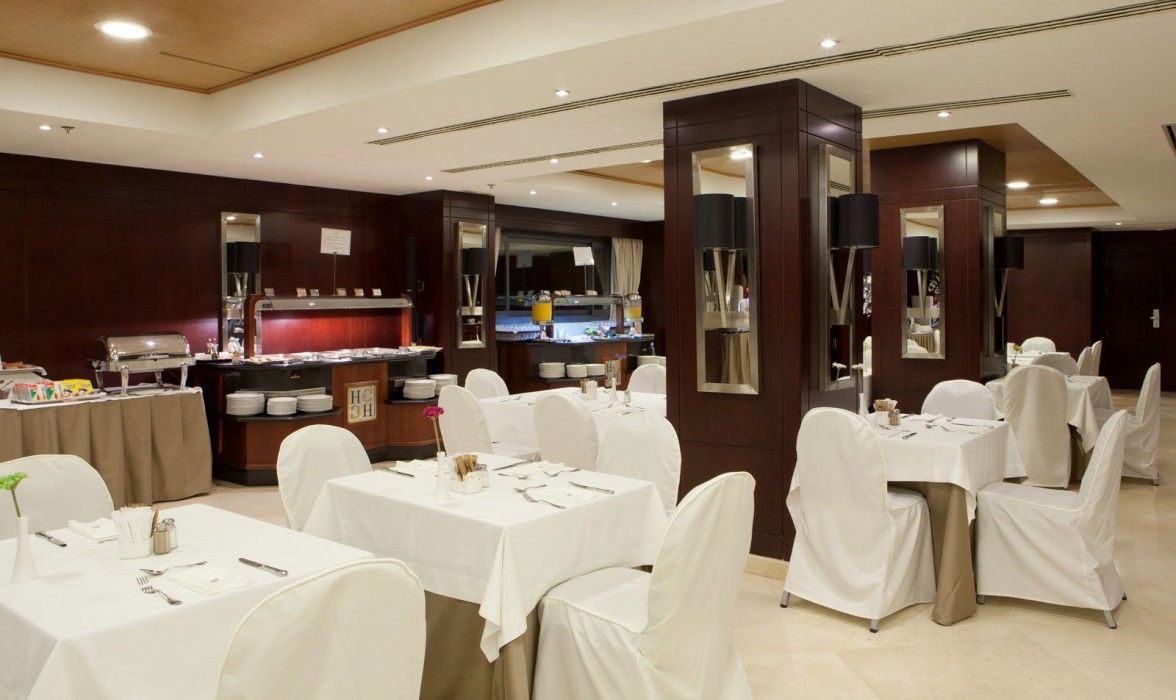 Center Hotel