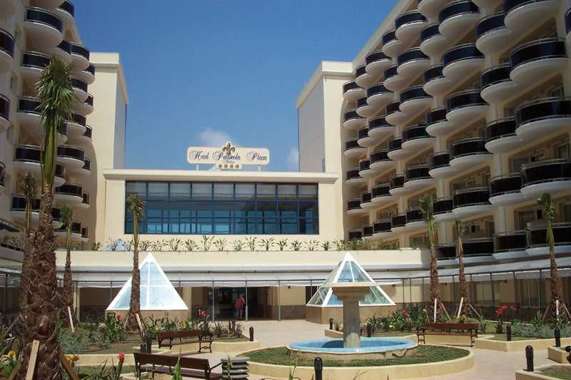 Hotel Plaza 4*