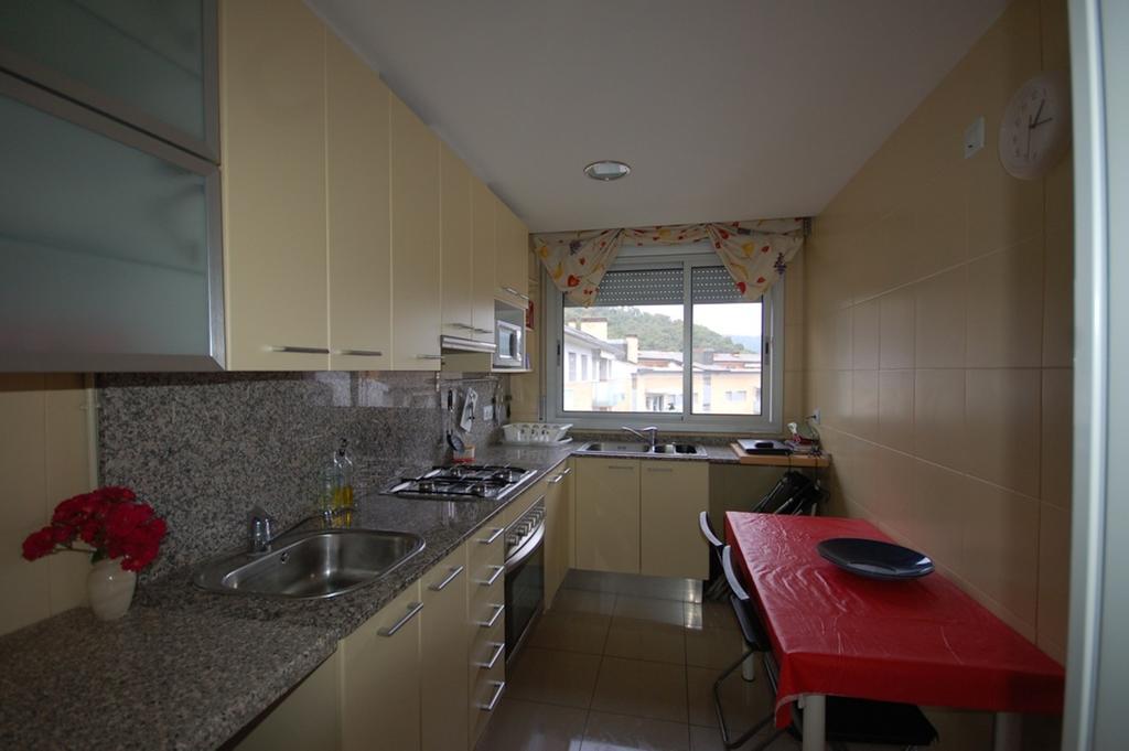 Lets Holidays Beautiful W/ Pool Toss Apartment Tossa de Mar