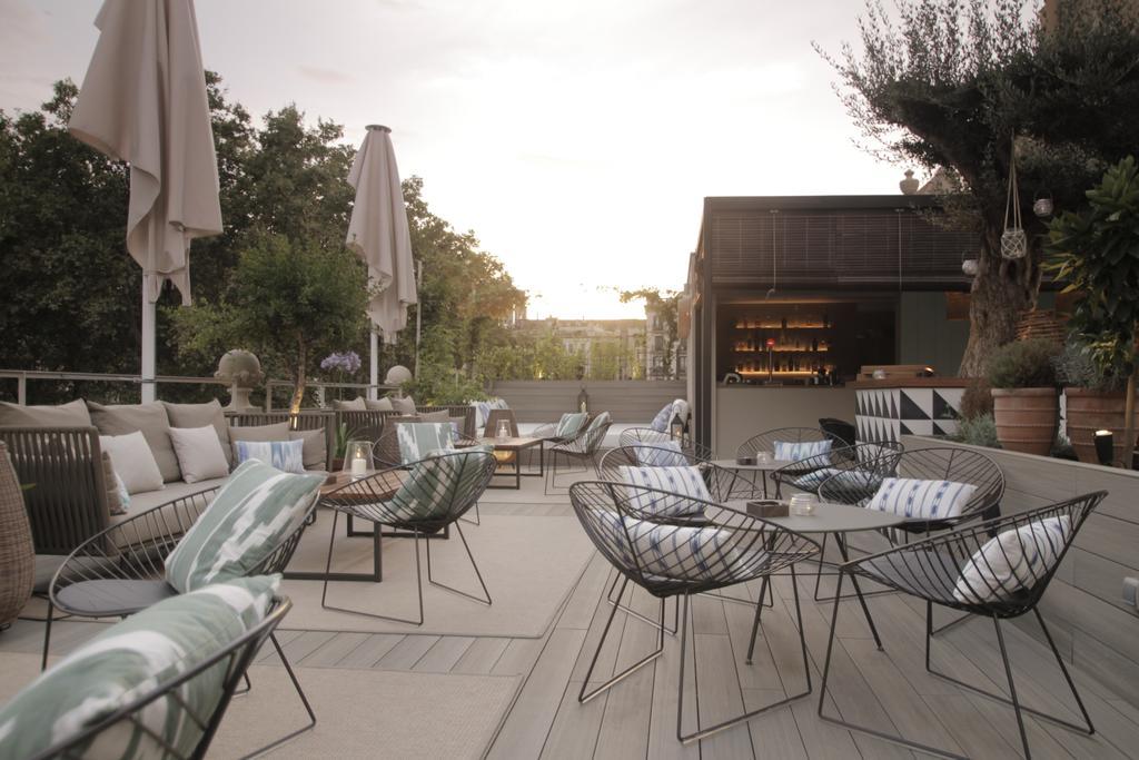 Hotel Oasis