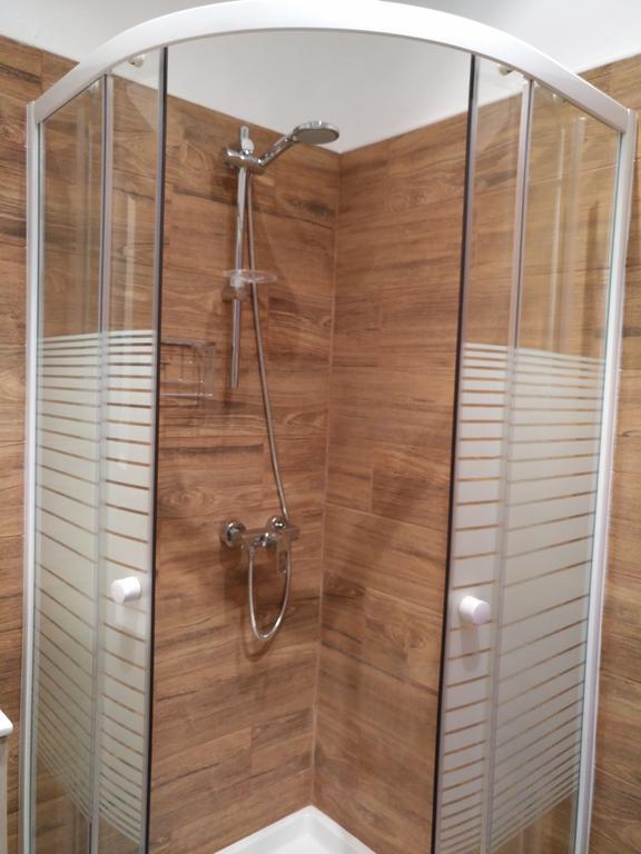 Pensión Habitación En Colon *