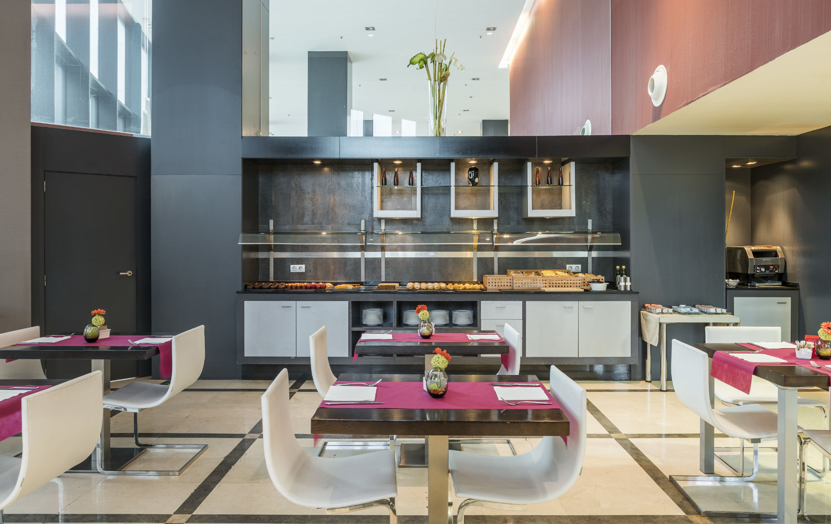 Ilunion Aqua 4 Hotel 4*