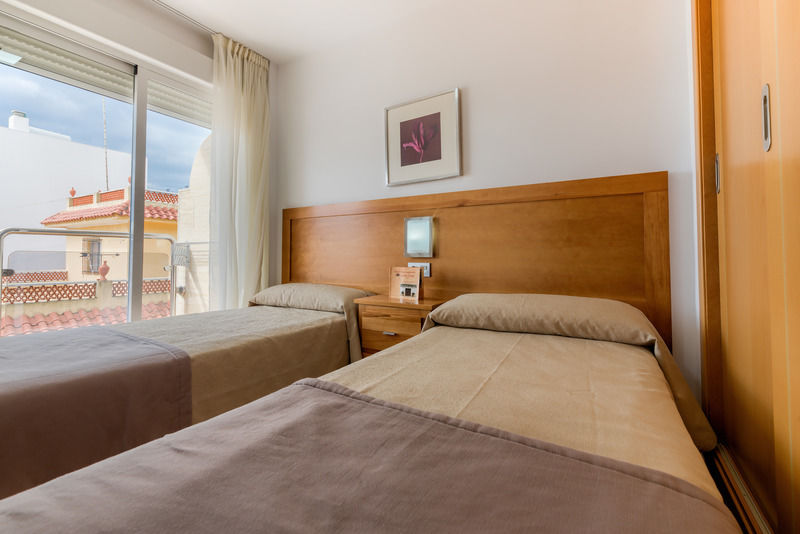 Aparthotel Loto Conil 3*