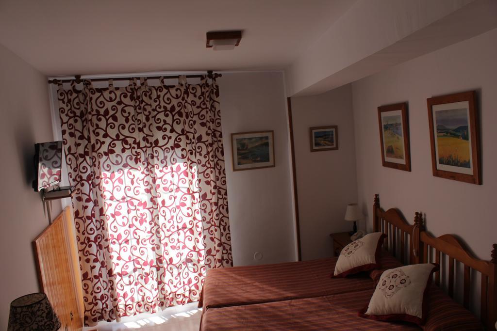 Las Chinas Hotel *