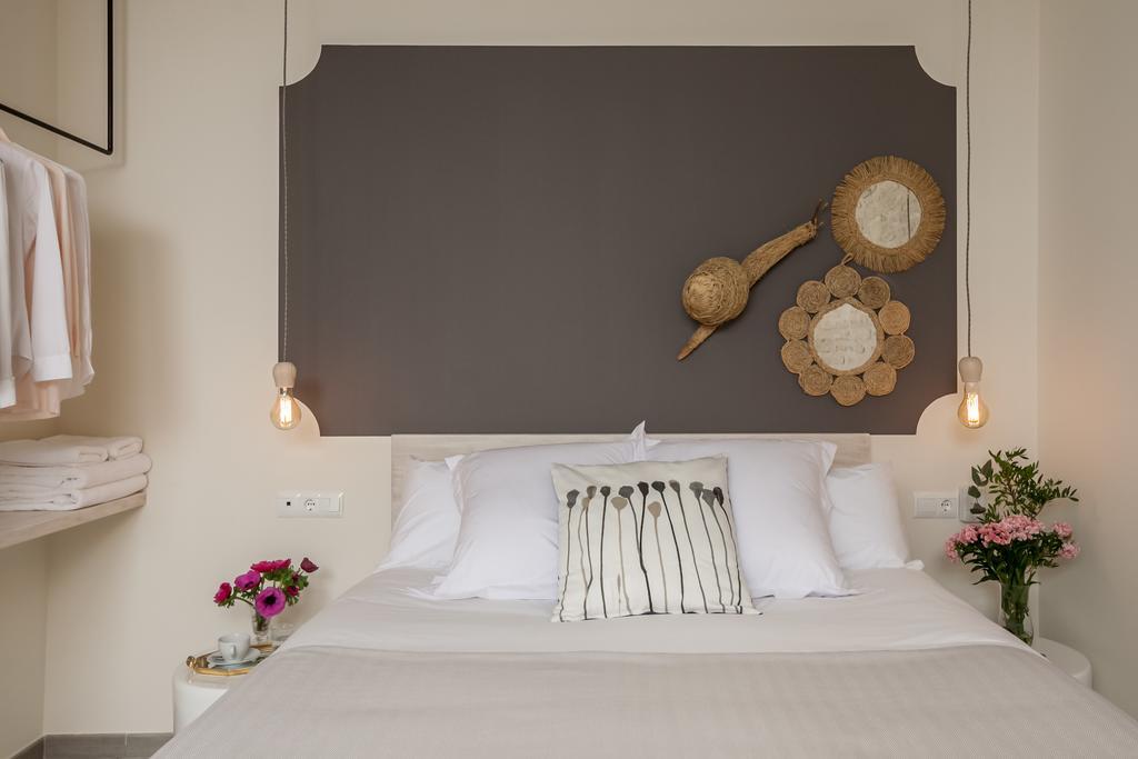 Tomas Ibarra Pool & Luxury Apartment