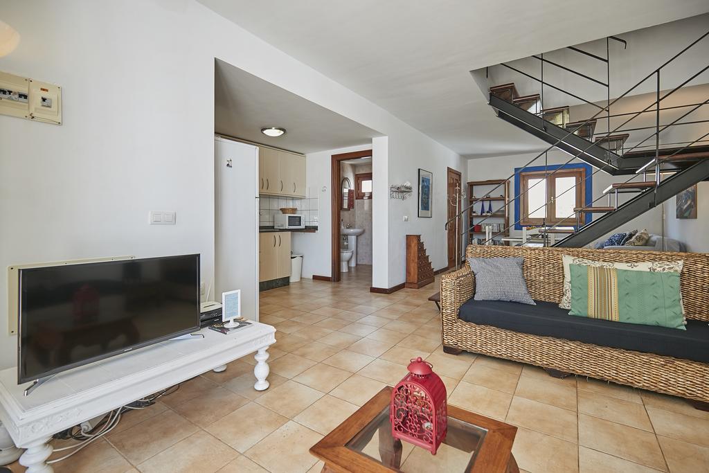 Villa Charco Del Palo Holiday home