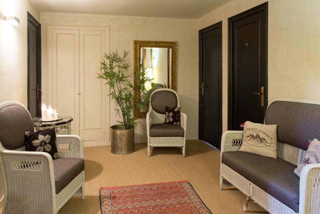 De La Plaça Hotel 3*