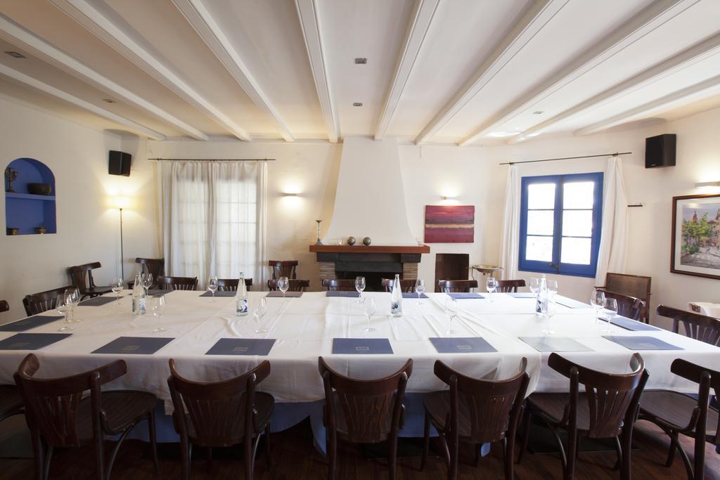 De La Plaça Hotel Cabrils