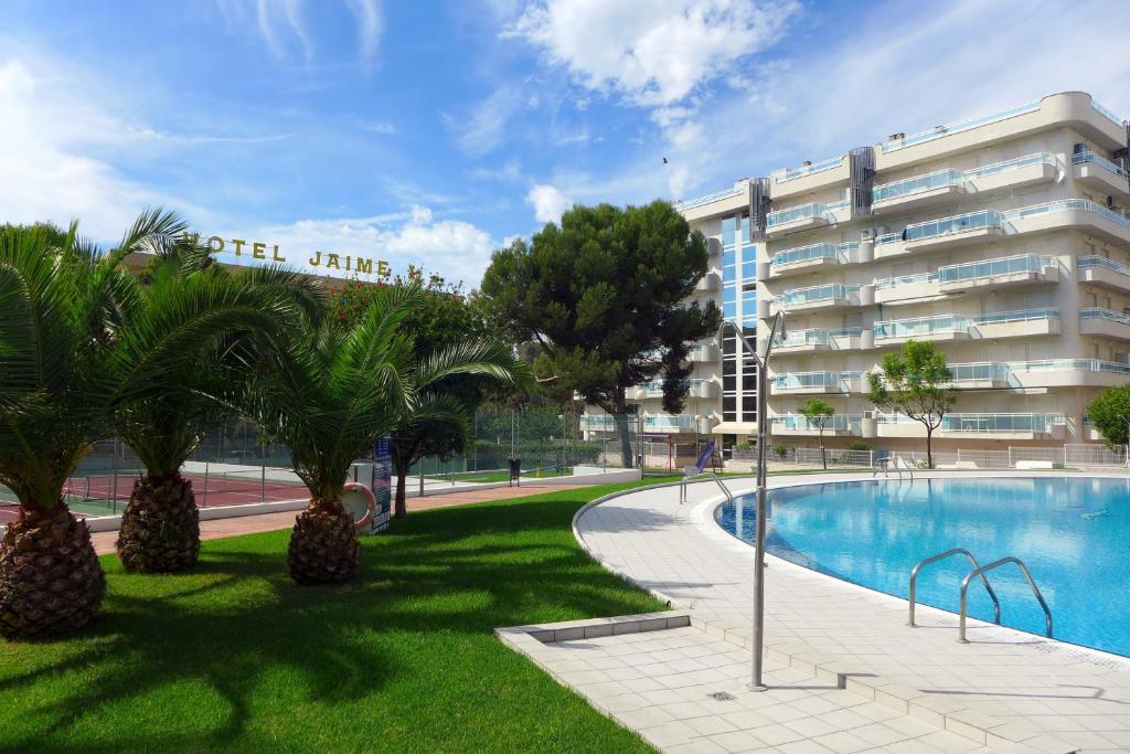 Rentalmar Families Larimar * Salou