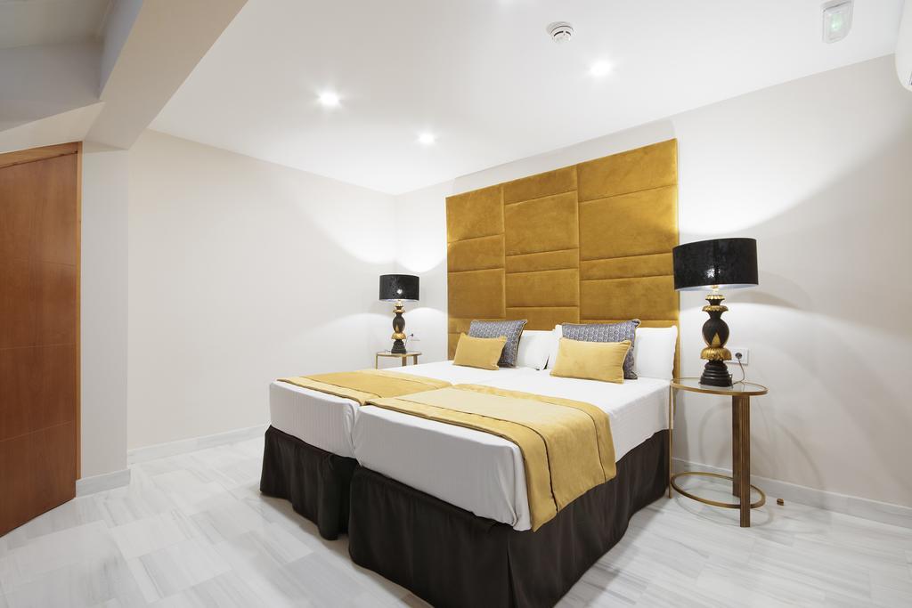 Apartment Suites Gran Via Capilla Real *
