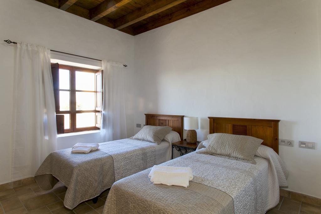 Caserío Leandro Ii Villa