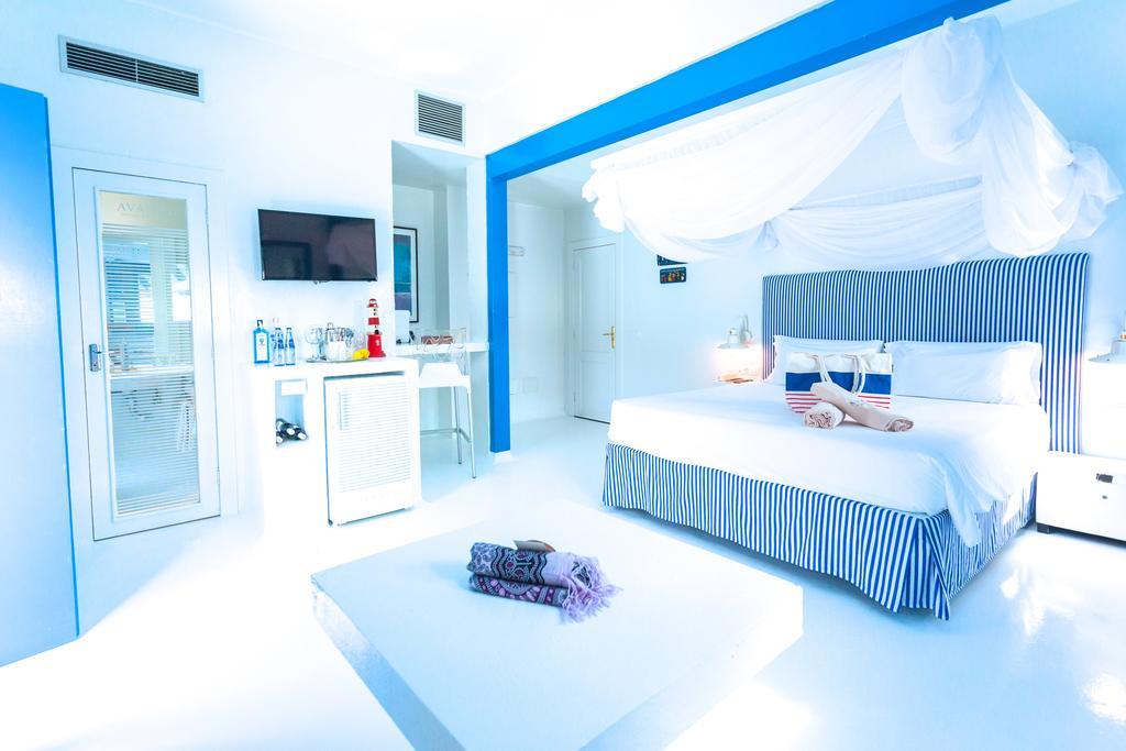 Avanti Lifestyle - Only Adults Hotel