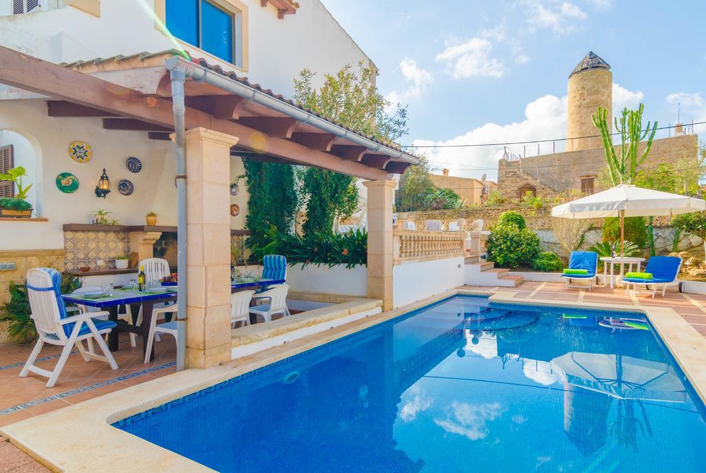 Nicolau Villa Colonia de Sant Pere